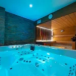 Wellness Zakovce S Bazenom Daire Vel'ka Lomnica