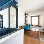 Wellness Zakovce S Bazenom Daire *