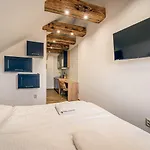 Wellness Zakovce S Bazenom Daire *