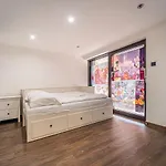 Wellness Zakovce S Bazenom Daire *