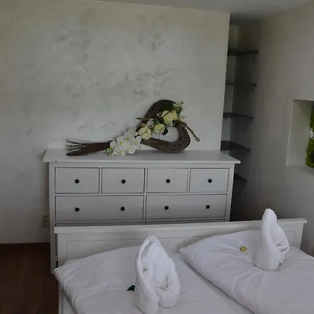Zakovce & Apartment Vel'ka Lomnica