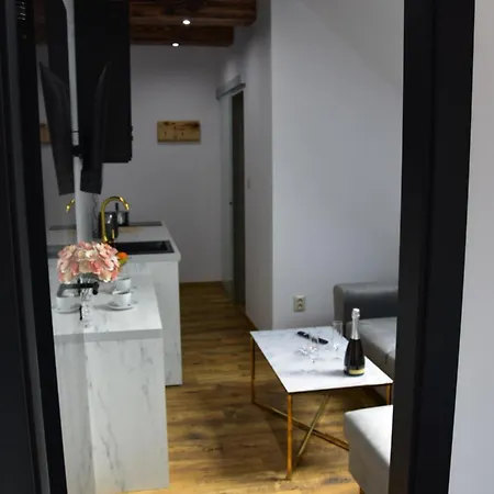 Zakovce & Apartment Vel'ka Lomnica