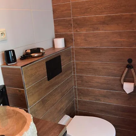 Apartment Zakovce & *