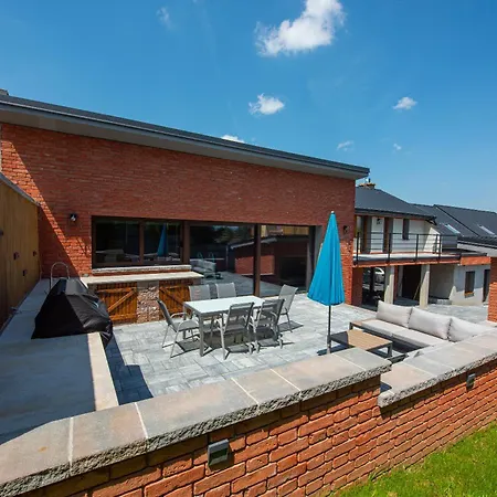 Wellness Zakovce S Bazenom Apartment Vel'ka Lomnica