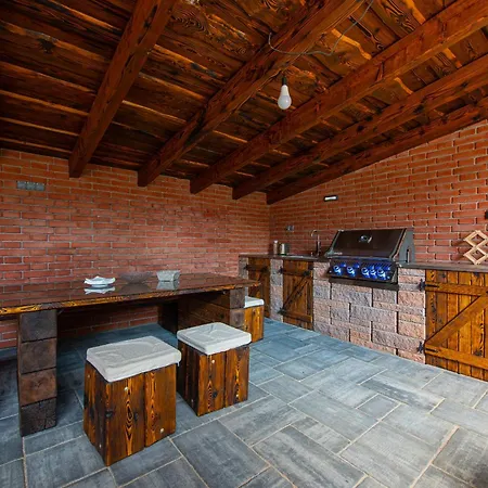 Wellness Zakovce S Bazenom Apartment *
