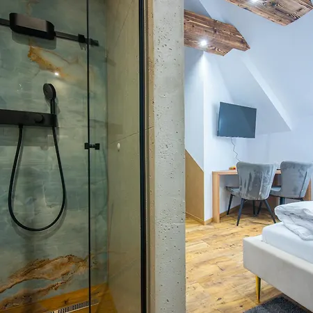 Wellness Zakovce S Bazenom *