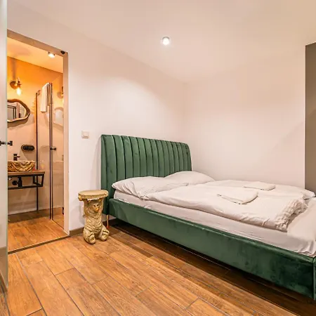 Apartment Wellness Zakovce S Bazenom *